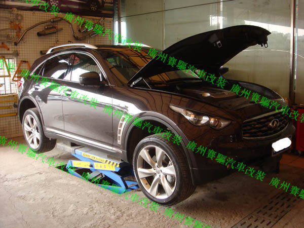 英菲尼迪FX50改BREMBO卡宴剎車