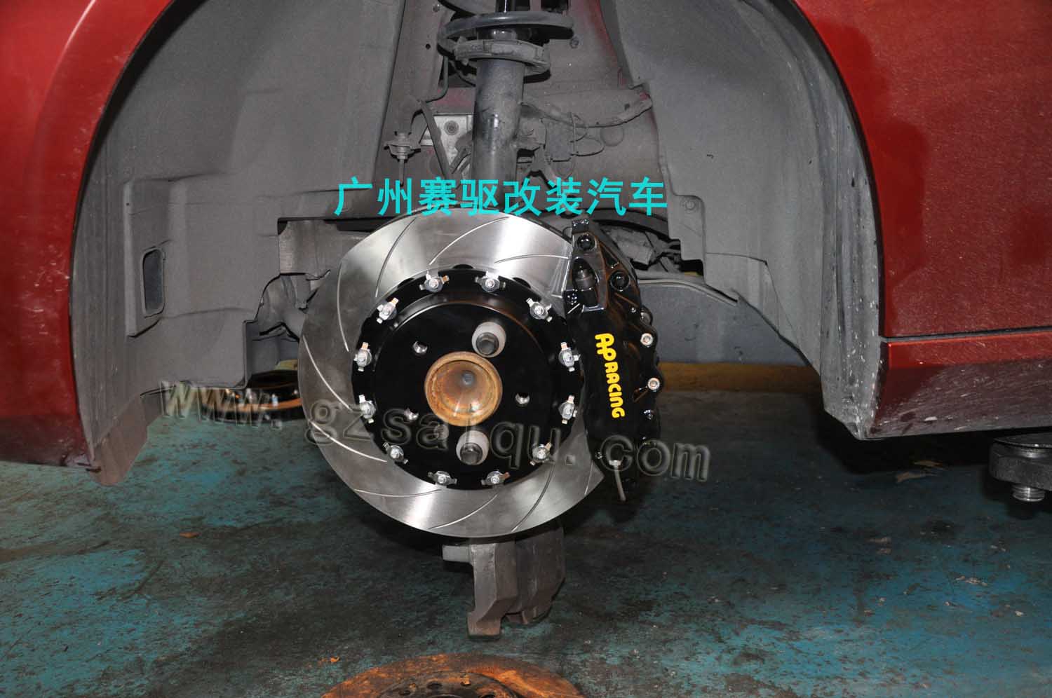 寶馬E93改裝AP9040六活塞剎車 寶馬E93改裝AP9040六活塞剎車