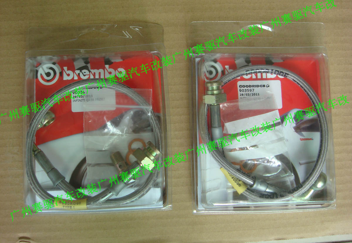 英菲尼迪FX35改裝意大利BREMBO競技版8活塞剎車卡鉗套裝