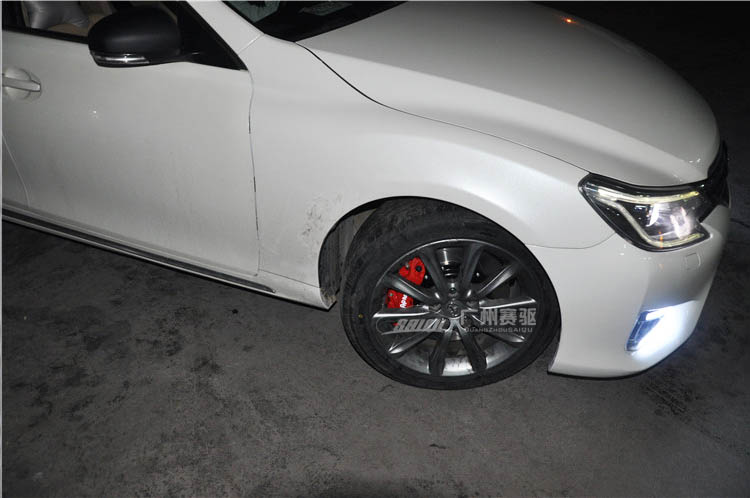 豐田銳志剎車升級改裝AP9040剎車套件