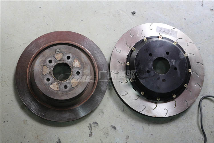 英菲尼迪FX50S改裝AP8522剎車套裝 英國AP剎車改裝專題 英菲尼迪FX50S改裝AP8522剎車套裝 英國AP剎車改裝專題