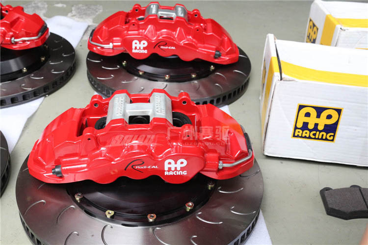 英菲尼迪FX50S改裝AP8522剎車套裝 英國AP剎車改裝專題 英菲尼迪FX50S改裝AP8522剎車套裝 英國AP剎車改裝專題