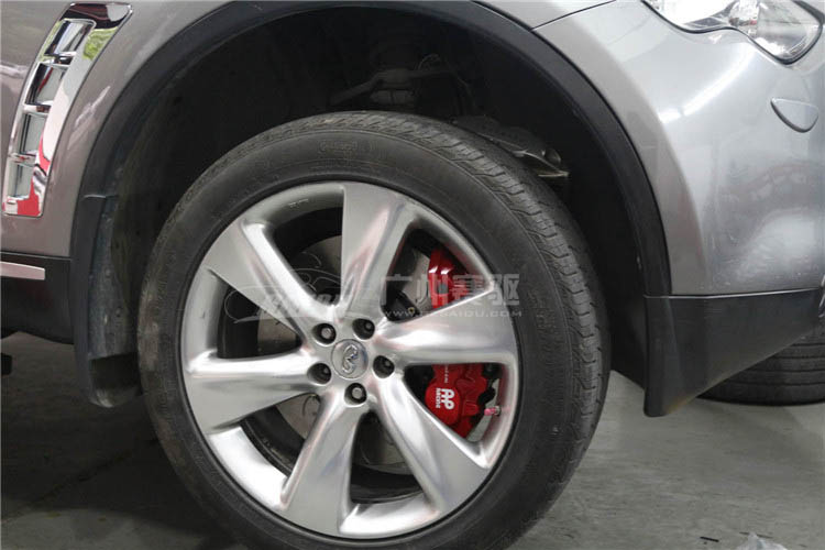 英菲尼迪FX50S改裝AP8522剎車套裝 英國AP剎車改裝專題 英菲尼迪FX50S改裝AP8522剎車套裝 英國AP剎車改裝專題