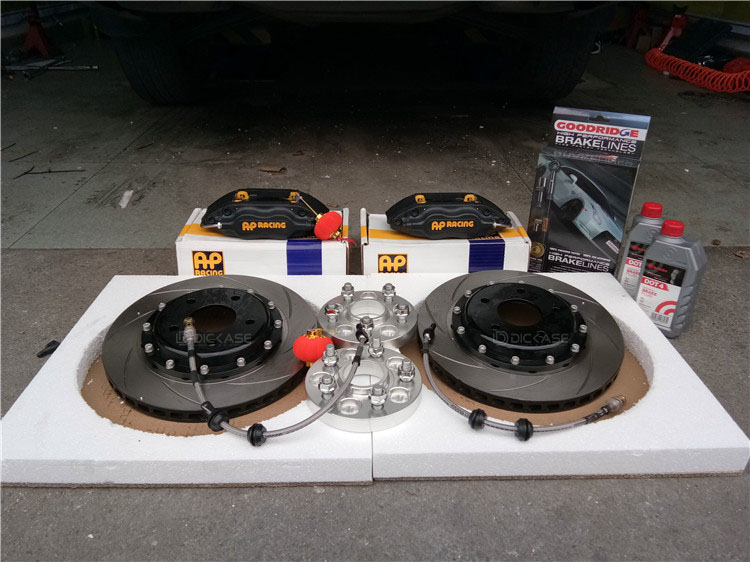 AP7600四活塞卡鉗搭配DICASE剎車件 AP7600四活塞卡鉗搭配DICASE剎車件