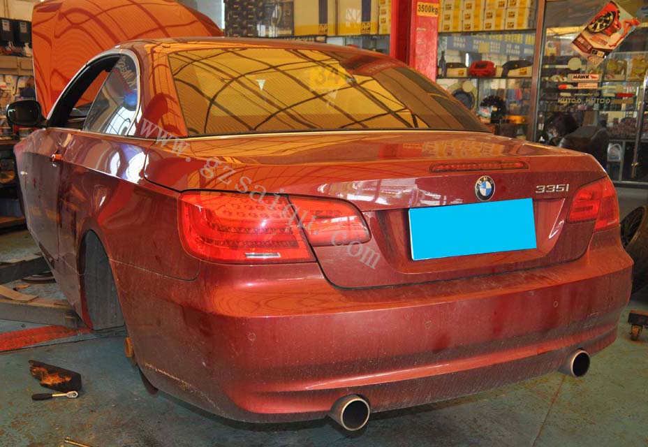 紅色寶馬E93-335I改剎車(chē)